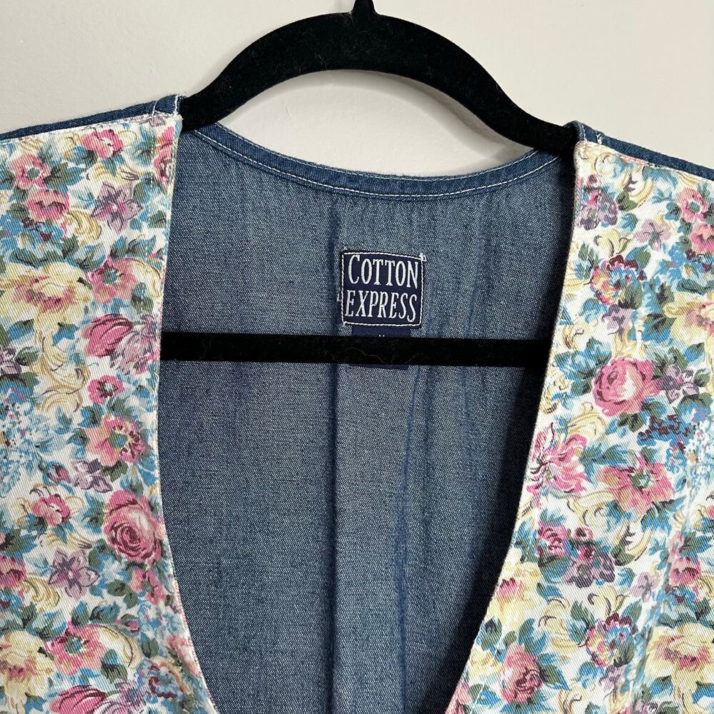 Cotton Express vintage floral print 3‎ button vest with tie back - Picture 4 of 6
